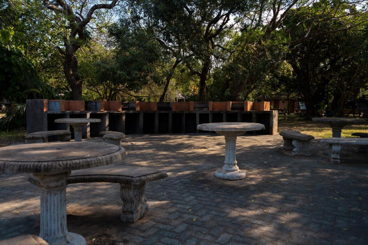 שלושלואי Gooderson Dumazulu Lodge מראה חיצוני תמונה