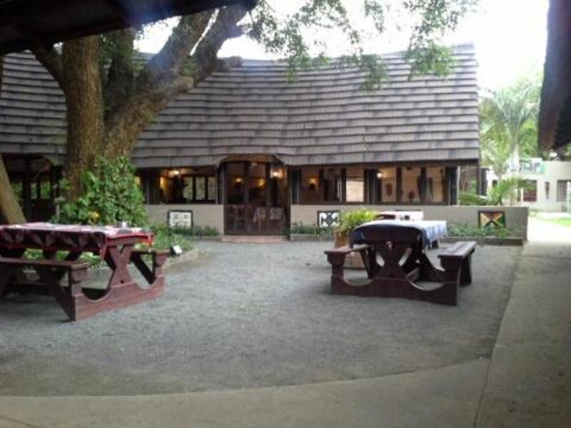 שלושלואי Gooderson Dumazulu Lodge מראה חיצוני תמונה