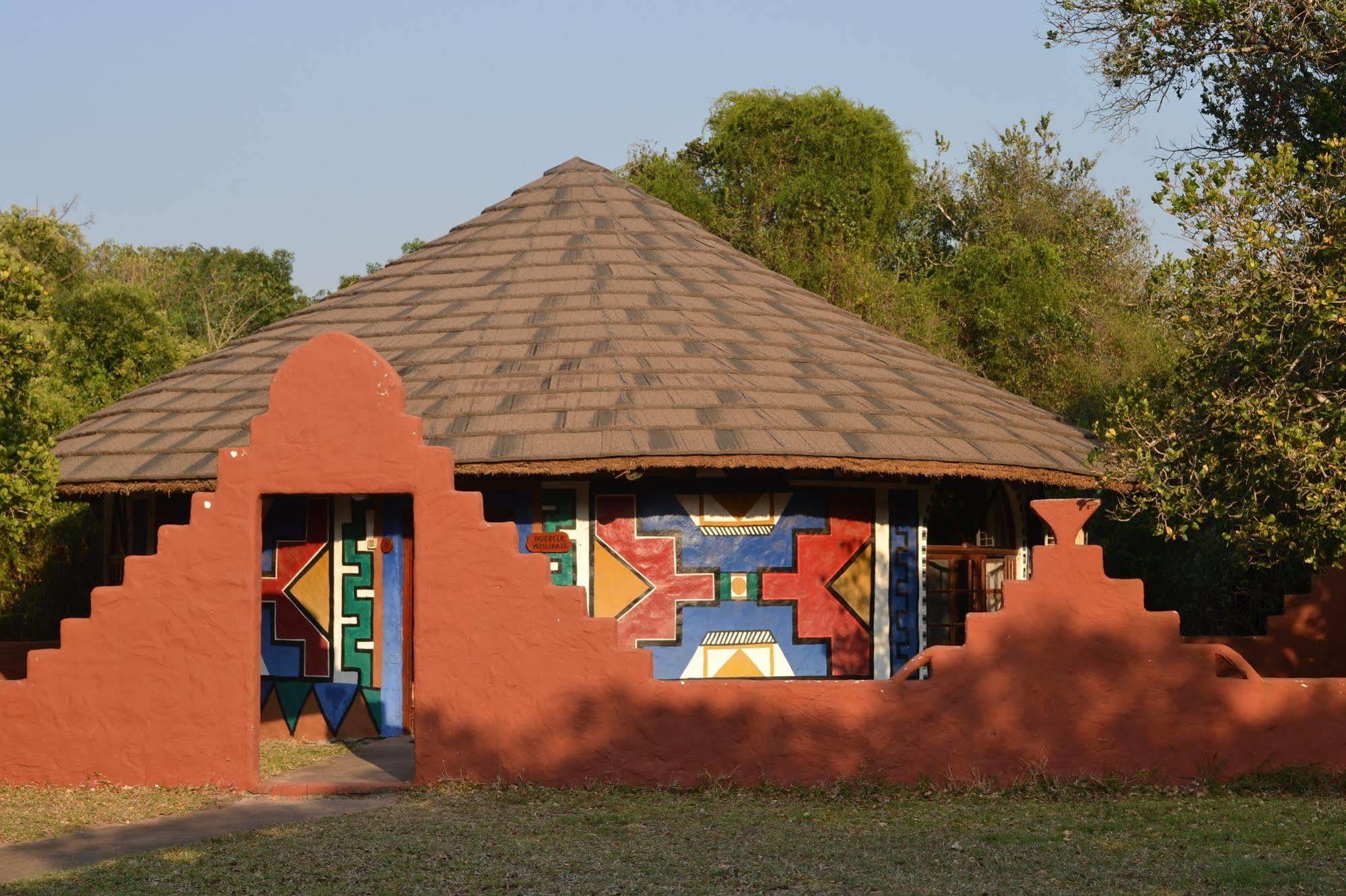 שלושלואי Gooderson Dumazulu Lodge מראה חיצוני תמונה