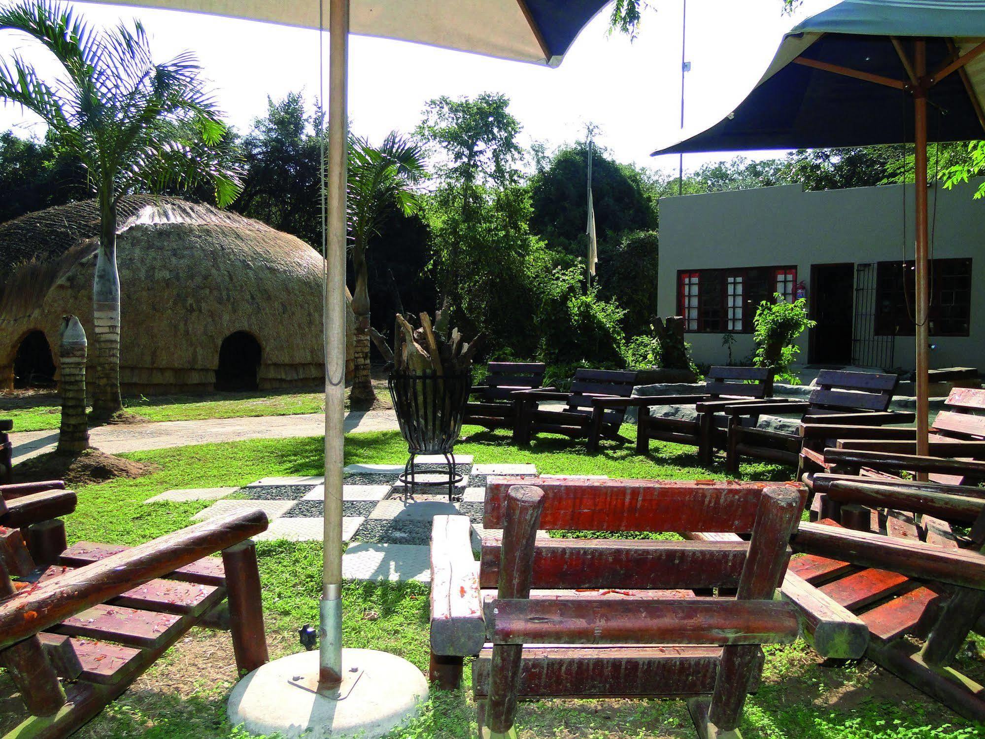 שלושלואי Gooderson Dumazulu Lodge מראה חיצוני תמונה