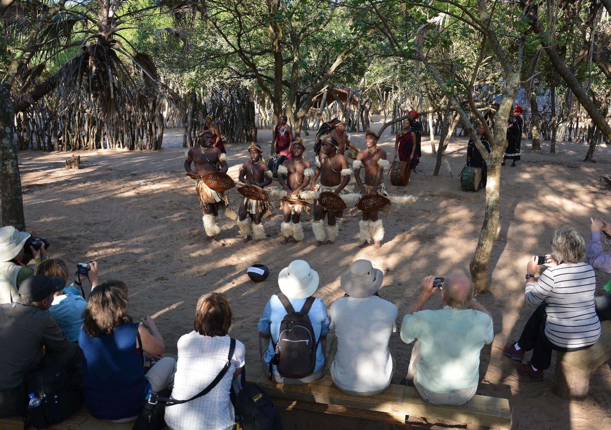 שלושלואי Gooderson Dumazulu Lodge מראה חיצוני תמונה