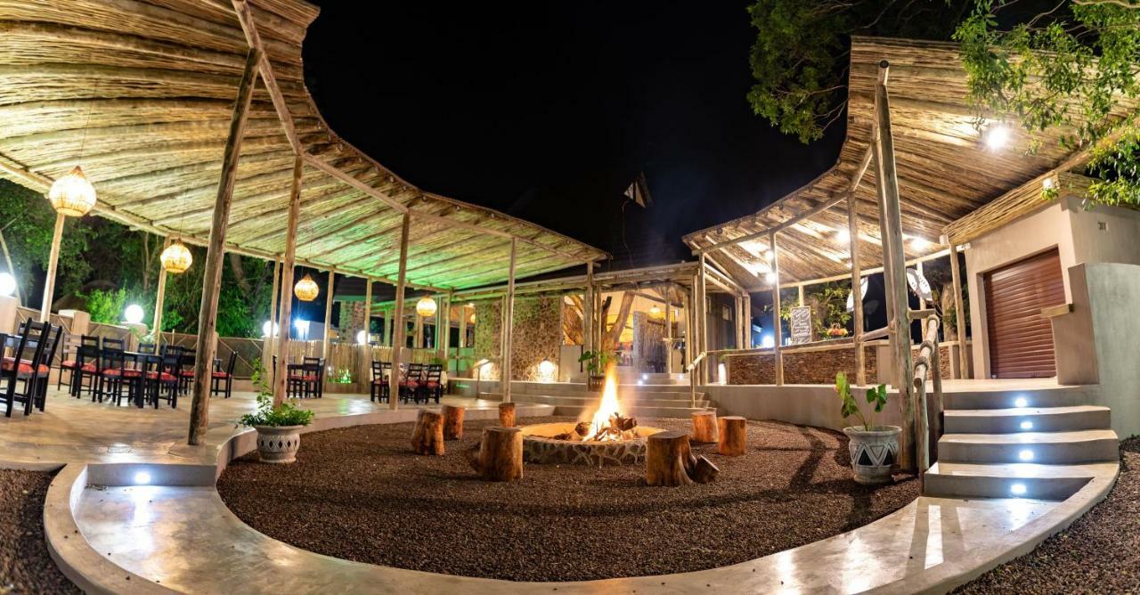שלושלואי Gooderson Dumazulu Lodge מראה חיצוני תמונה